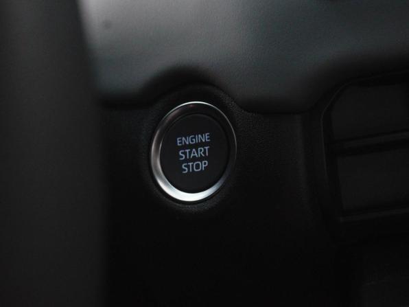 Toyota RAV4 VI (XA60) с пробегом 2026 года, цена 4 190 000 рублей, 126 км, внедорожник, Автокод Объявления