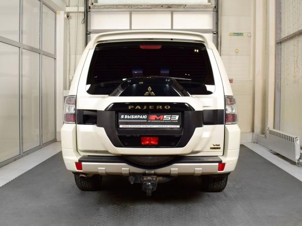 Mitsubishi Pajero IV Рестайлинг 2 с пробегом 2021 года, цена 4 685 995 рублей, 66021 км, внедорожник, Автокод Объявления