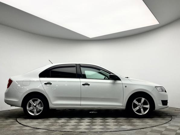 Skoda Rapid I с пробегом 2015 года, цена 819 000 рублей, 189918 км, лифтбек, Автокод Объявления