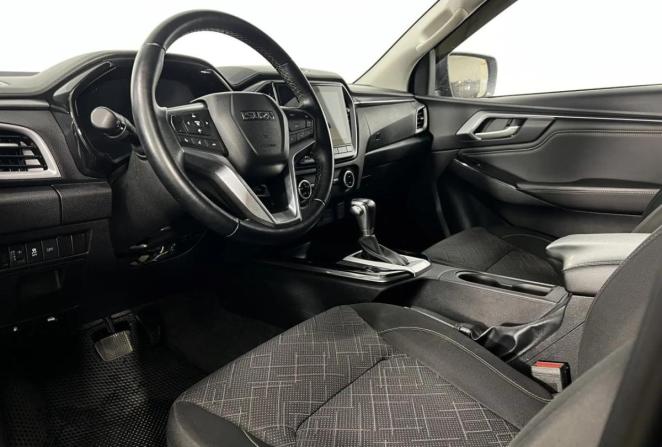 Isuzu D-Max III с пробегом 2024 года, цена 3 150 000 рублей, 158819 км, offers.body_type.unknown, Автокод Объявления