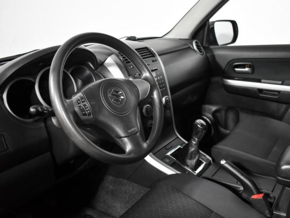 Suzuki Grand Vitara II Рестайлинг 2 с пробегом 2013 года, цена 850 000 рублей, 309423 км, внедорожник, Автокод Объявления