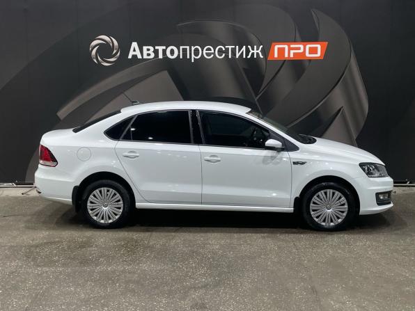 Volkswagen Polo V Рестайлинг с пробегом 2018 года, цена 795 000 рублей, 209865 км, седан, Автокод Объявления