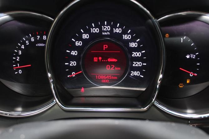 Kia Ceed II Рестайлинг с пробегом 2017 года, цена 1 329 000 рублей, 108610 км, хэтчбек, Автокод Объявления