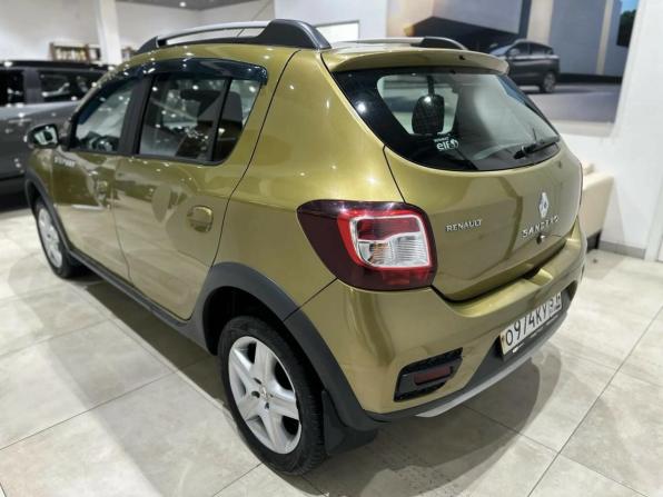 Renault Sandero II Рестайлинг с пробегом 2018 года, цена 949 000 рублей, 130000 км, хэтчбек, Автокод Объявления