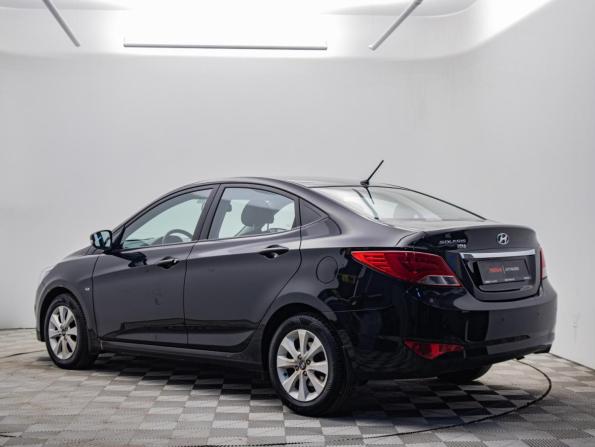 Hyundai Solaris I Рестайлинг с пробегом 2016 года, цена 1 015 000 рублей, 156794 км, седан, Автокод Объявления