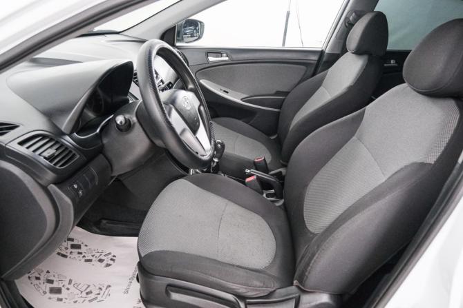 Hyundai Solaris I с пробегом 2011 года, цена 699 000 рублей, 207300 км, седан, Автокод Объявления