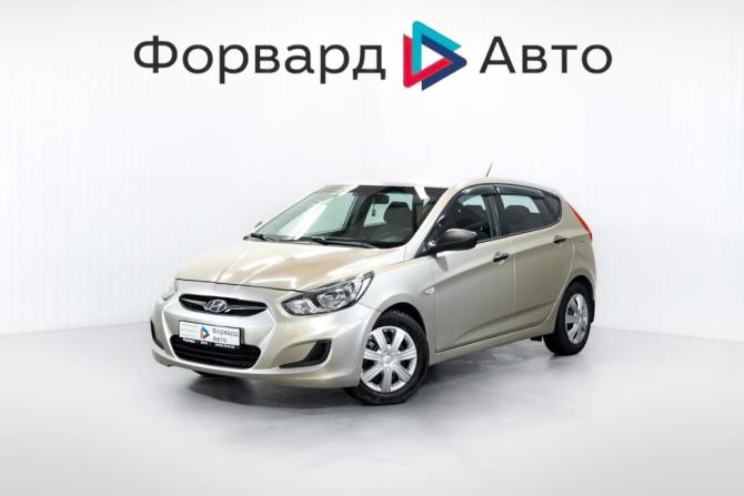 Hyundai Solaris I с пробегом 2014 года, цена 800 000 рублей, 142475 км, хэтчбек, Автокод Объявления