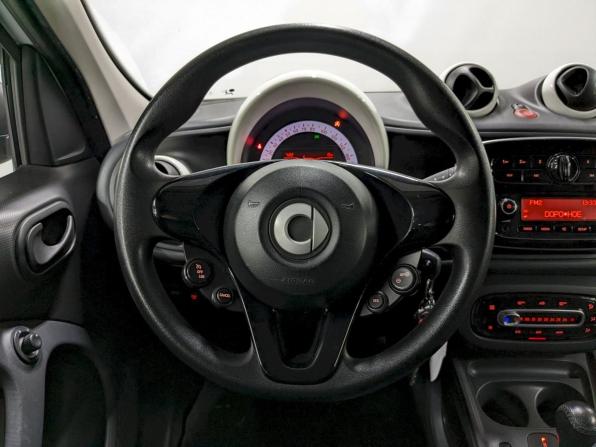 Smart Forfour II с пробегом 2017 года, цена 690 000 рублей, 125304 км, хэтчбек, Автокод Объявления