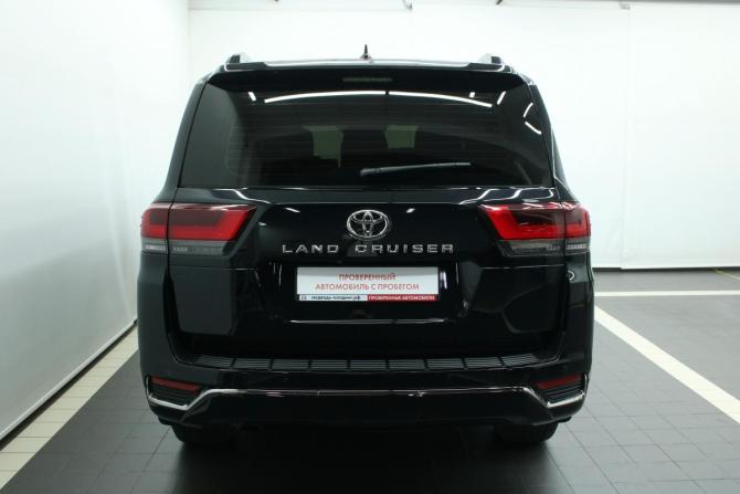 Toyota Land Cruiser 300 Series с пробегом 2021 года, цена 11 490 000 рублей, 15197 км, внедорожник, Автокод Объявления