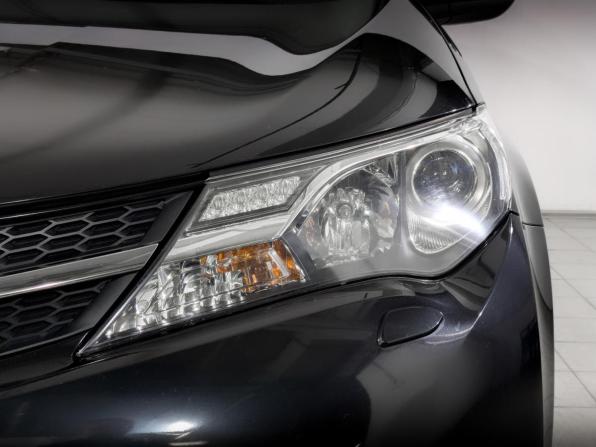 Toyota RAV4 IV (XA40) Рестайлинг с пробегом 2018 года, цена 2 185 000 рублей, 134594 км, внедорожник, Автокод Объявления