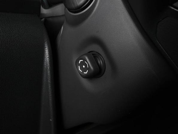 Toyota Land Cruiser 300 Series с пробегом 2022 года, цена 9 990 000 рублей, 68813 км, внедорожник, Автокод Объявления