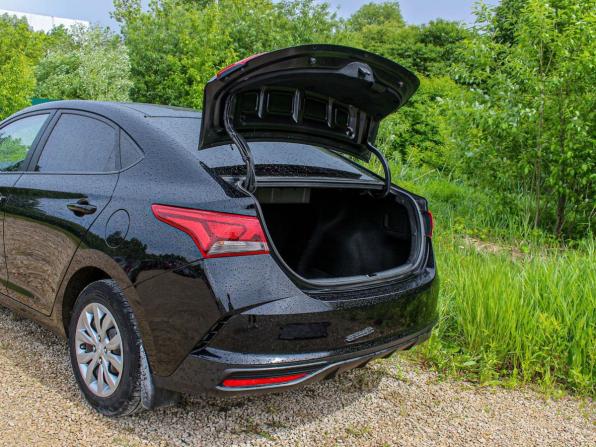 Hyundai Solaris II Рестайлинг с пробегом 2021 года, цена 1 451 000 рублей, 84433 км, седан, Автокод Объявления