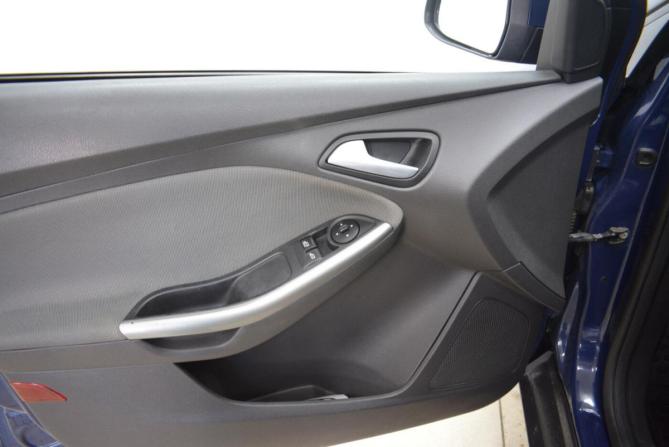 Ford Focus III с пробегом 2014 года, цена 780 000 рублей, 196000 км, универсал, Автокод Объявления