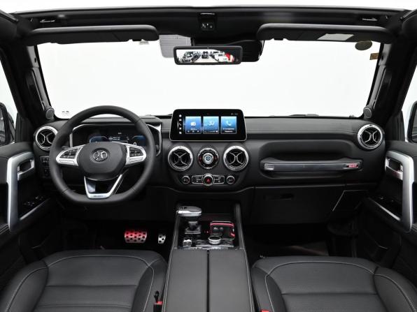 BAIC BJ40 I Рестайлинг с пробегом 2026 года, цена 3 249 000 рублей, 14 км, внедорожник, Автокод Объявления