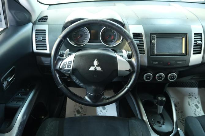 Mitsubishi Outlander II с пробегом 2008 года, цена 1 099 000 рублей, 212000 км, внедорожник, Автокод Объявления