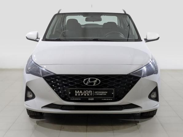 Hyundai Solaris II Рестайлинг с пробегом 2022 года, цена 1 455 000 рублей, 136830 км, седан, Автокод Объявления