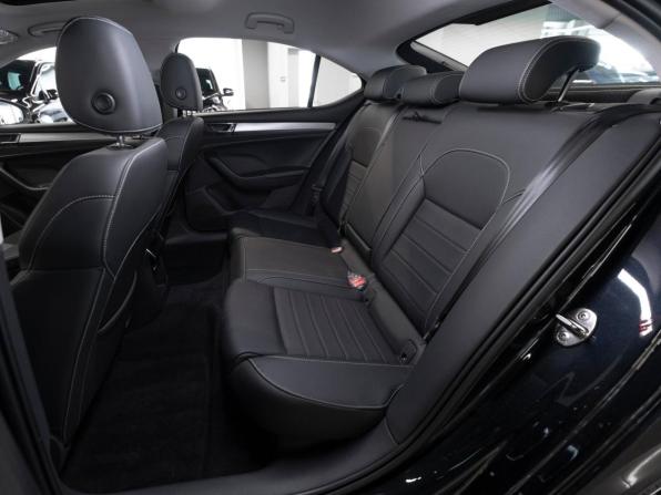 Skoda Superb III Рестайлинг с пробегом 2025 года, цена 3 350 000 рублей, 30 км, лифтбек, Автокод Объявления