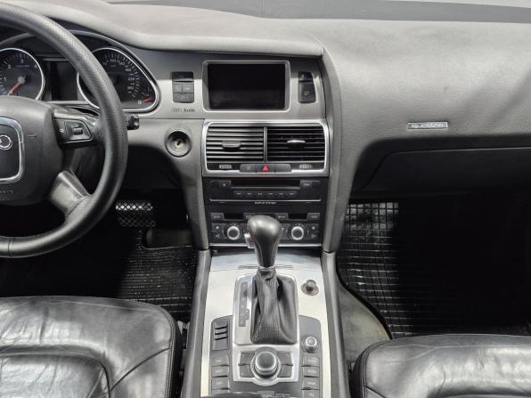 Audi Q7 I (4L) с пробегом 2007 года, цена 1 050 000 рублей, 279449 км, внедорожник, Автокод Объявления