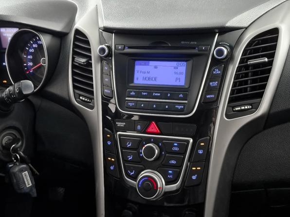 Hyundai i30 II с пробегом 2012 года, цена 816 000 рублей, 202430 км, хэтчбек, Автокод Объявления