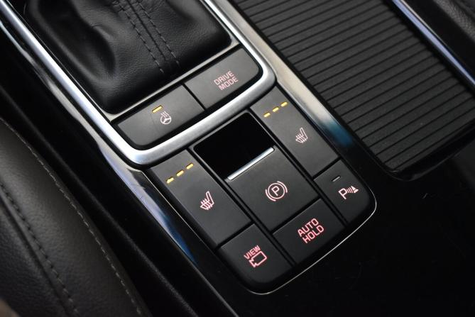 Kia Optima IV Рестайлинг с пробегом 2019 года, цена 1 800 000 рублей, 205211 км, седан, Автокод Объявления