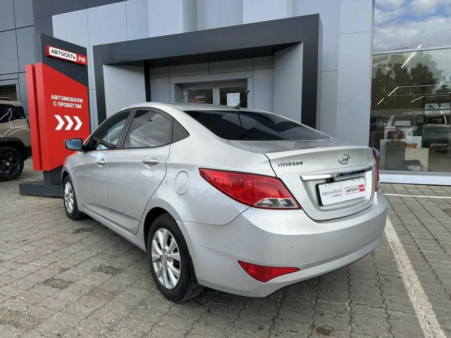 Hyundai Solaris I Рестайлинг Набережные Челны  - изображение 18