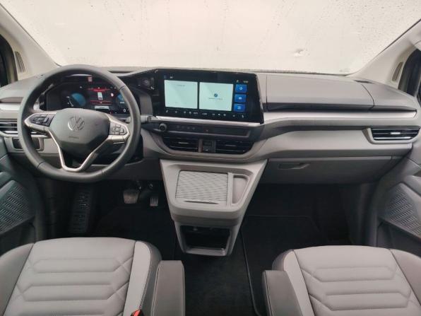 Volkswagen Caravelle T7 с пробегом 2025 года, цена 9 990 000 рублей, 32 км, минивэн, Автокод Объявления