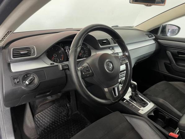 Volkswagen Passat CC I Рестайлинг с пробегом 2012 года, цена 1 105 000 рублей, 343406 км, седан, Автокод Объявления