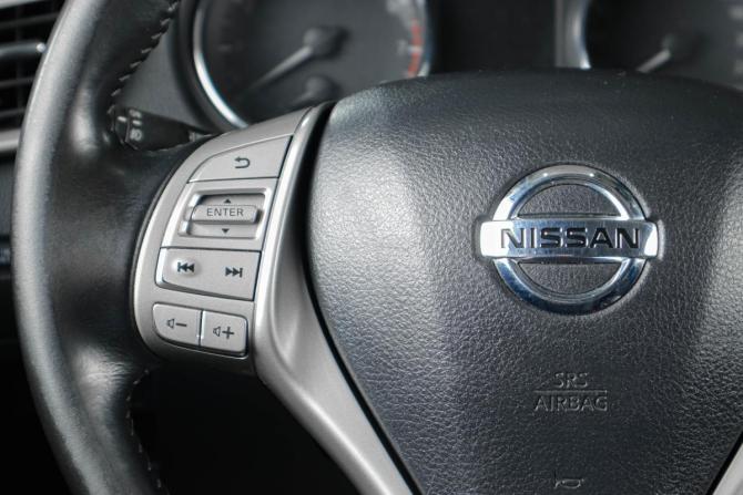 Nissan Qashqai II с пробегом 2015 года, цена 1 619 000 рублей, 184932 км, внедорожник, Автокод Объявления