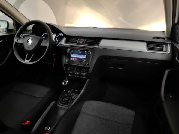 Skoda Rapid I Рестайлинг с пробегом 2018 года, цена 999 000 рублей, 123406 км, лифтбек, Автокод Объявления