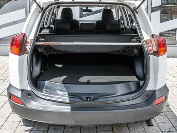 Toyota RAV4 IV (XA40) с пробегом 2013 года, цена 1 770 000 рублей, 99193 км, внедорожник, Автокод Объявления