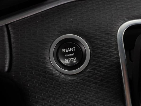 Land Rover Range Rover Evoque II с пробегом 2019 года, цена 3 899 000 рублей, 87264 км, внедорожник, Автокод Объявления