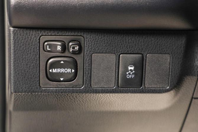 Toyota RAV4 IV (XA40) с пробегом 2013 года, цена 2 199 000 рублей, 203000 км, внедорожник, Автокод Объявления