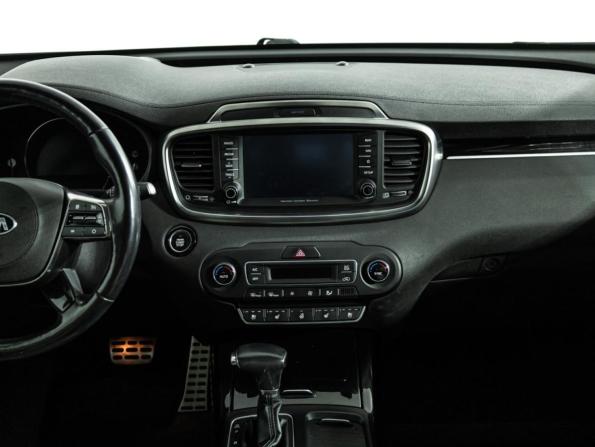Kia Sorento III Prime Рестайлинг с пробегом 2018 года, цена 2 999 000 рублей, 103120 км, внедорожник, Автокод Объявления