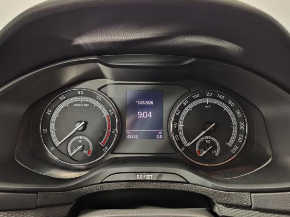Skoda Karoq I с пробегом 2021 года, цена 2 199 000 рублей, 43334 км, внедорожник, Автокод Объявления