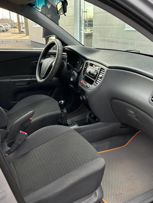 Kia Rio II Альметьевск  - изображение 14