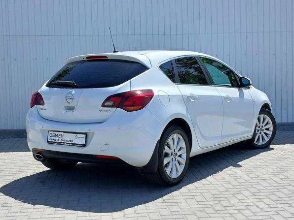 Opel Astra J с пробегом 2012 года, цена 845 000 рублей, 165450 км, хэтчбек, Автокод Объявления
