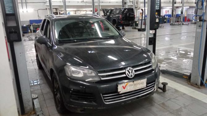 Volkswagen Touareg II с пробегом 2014 года, цена 1 566 000 рублей, 461086 км, внедорожник, Автокод Объявления