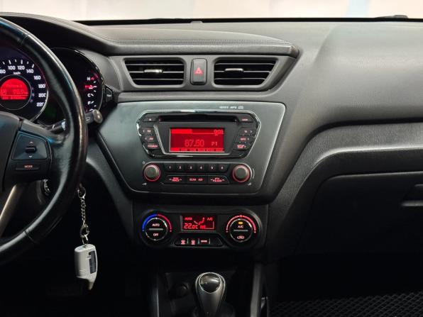 Kia Rio III с пробегом 2013 года, цена 998 000 рублей, 84323 км, седан, Автокод Объявления