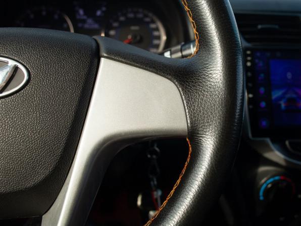 Hyundai Solaris I с пробегом 2012 года, цена 770 000 рублей, 195339 км, седан, Автокод Объявления