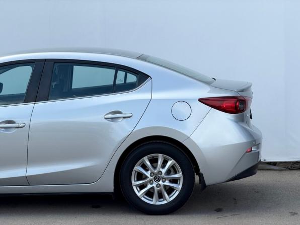 Mazda 3 III (BM) Рестайлинг с пробегом 2017 года, цена 1 550 000 рублей, 56000 км, седан, Автокод Объявления