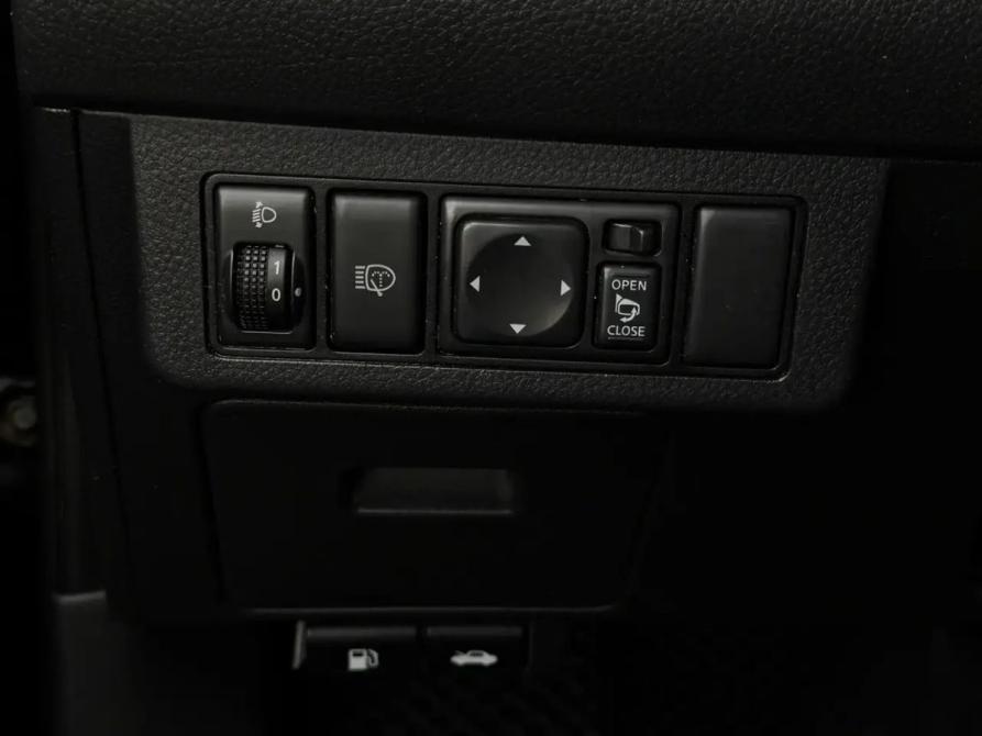 Nissan Tiida I Рестайлинг Новосибирск  - изображение 14