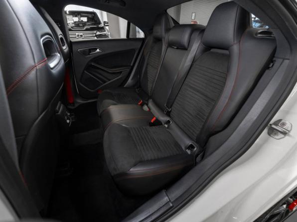 Mercedes-Benz CLA I (C117 X117) Рестайлинг с пробегом 2018 года, цена 2 260 000 рублей, 142304 км, седан, Автокод Объявления