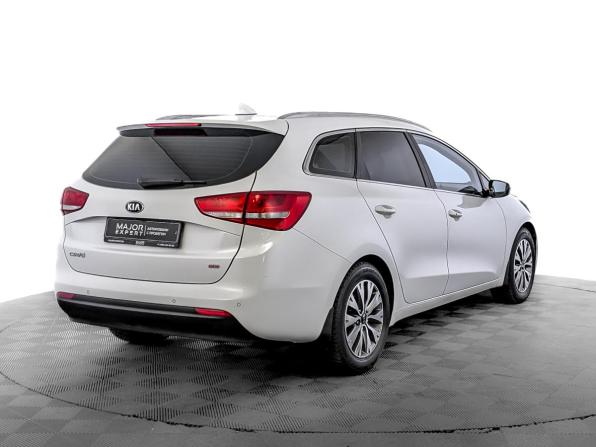 Kia Ceed II Рестайлинг с пробегом 2018 года, цена 1 350 000 рублей, 140589 км, универсал, Автокод Объявления