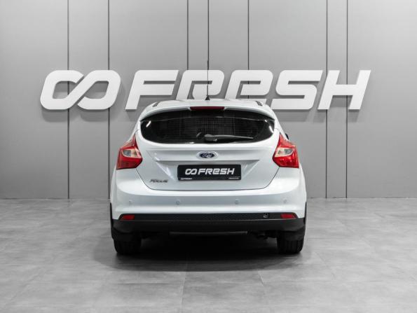 Ford Focus III с пробегом 2015 года, цена 1 000 000 рублей, 102257 км, хэтчбек, Автокод Объявления