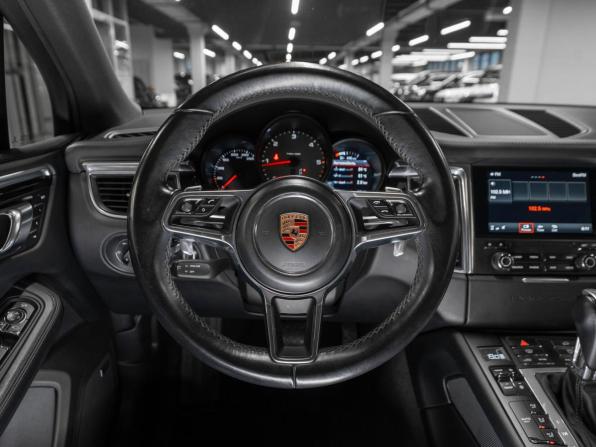 Porsche Macan I с пробегом 2017 года, цена 4 600 000 рублей, 102763 км, внедорожник, Автокод Объявления