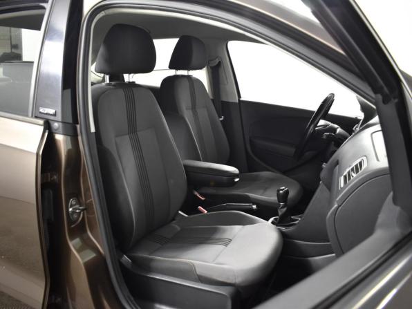 Volkswagen Polo V Рестайлинг с пробегом 2016 года, цена 845 200 рублей, 193794 км, седан, Автокод Объявления