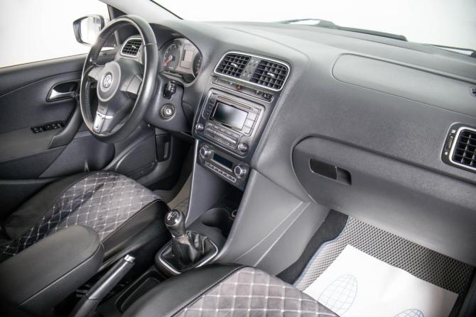 Volkswagen Polo V с пробегом 2013 года, цена 699 000 рублей, 237500 км, седан, Автокод Объявления