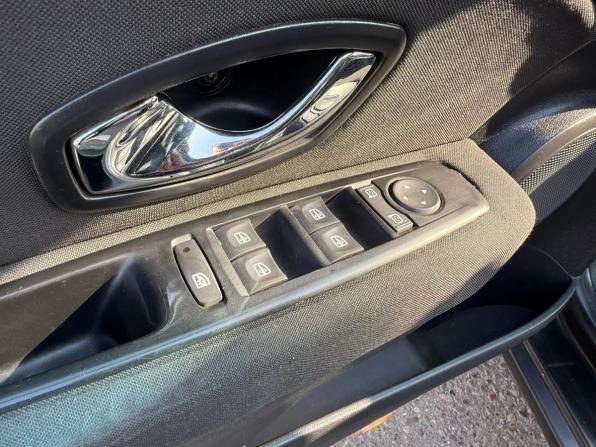 Renault Fluence I с пробегом 2012 года, цена 490 000 рублей, 255817 км, седан, Автокод Объявления