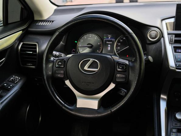 Lexus NX I Рестайлинг с пробегом 2017 года, цена 2 850 000 рублей, 185923 км, внедорожник, Автокод Объявления