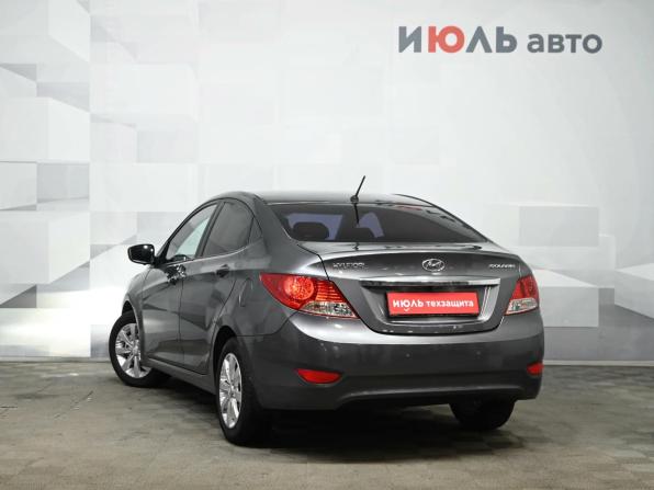 Hyundai Solaris I с пробегом 2012 года, цена 695 000 рублей, 193062 км, седан, Автокод Объявления